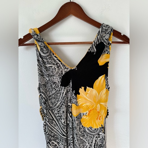 Sky Paisley Silk Sleeveless Dress with V-neckline and Empire Waist Size M - Picture 10 of 15